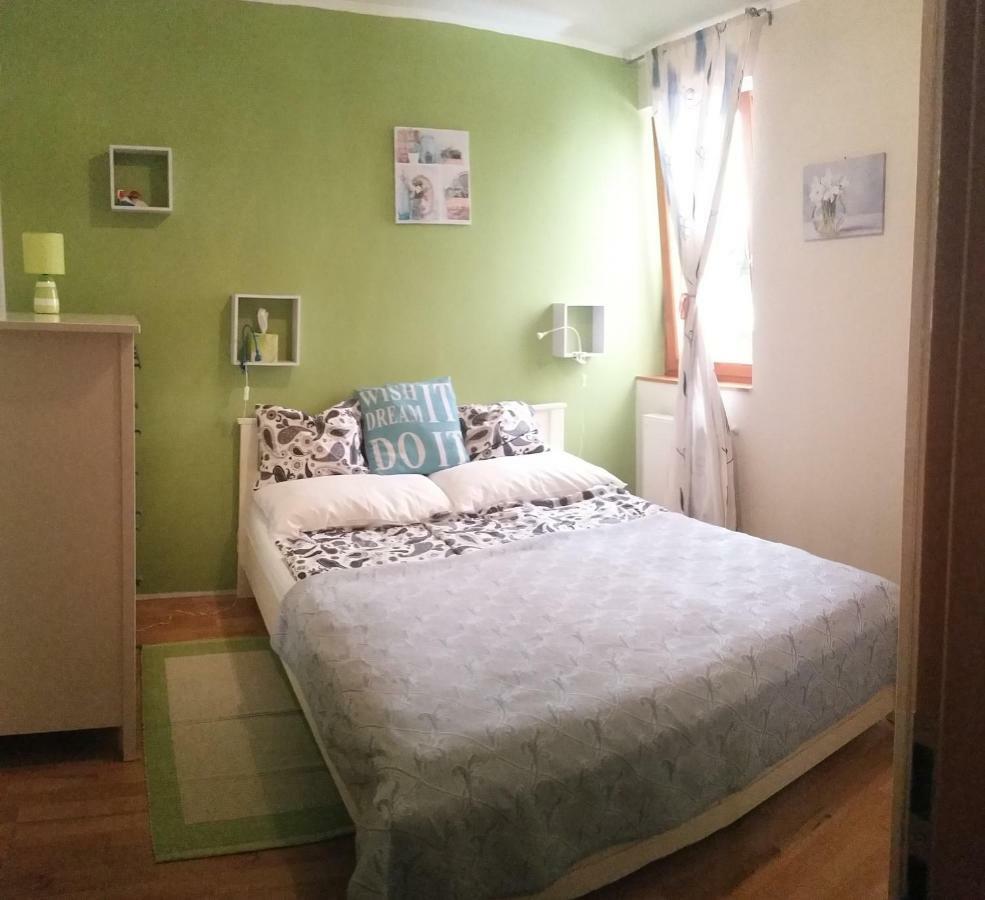 Downtown Garden Isle In Urban Style-Free Parking Apartment Budapest Ngoại thất bức ảnh