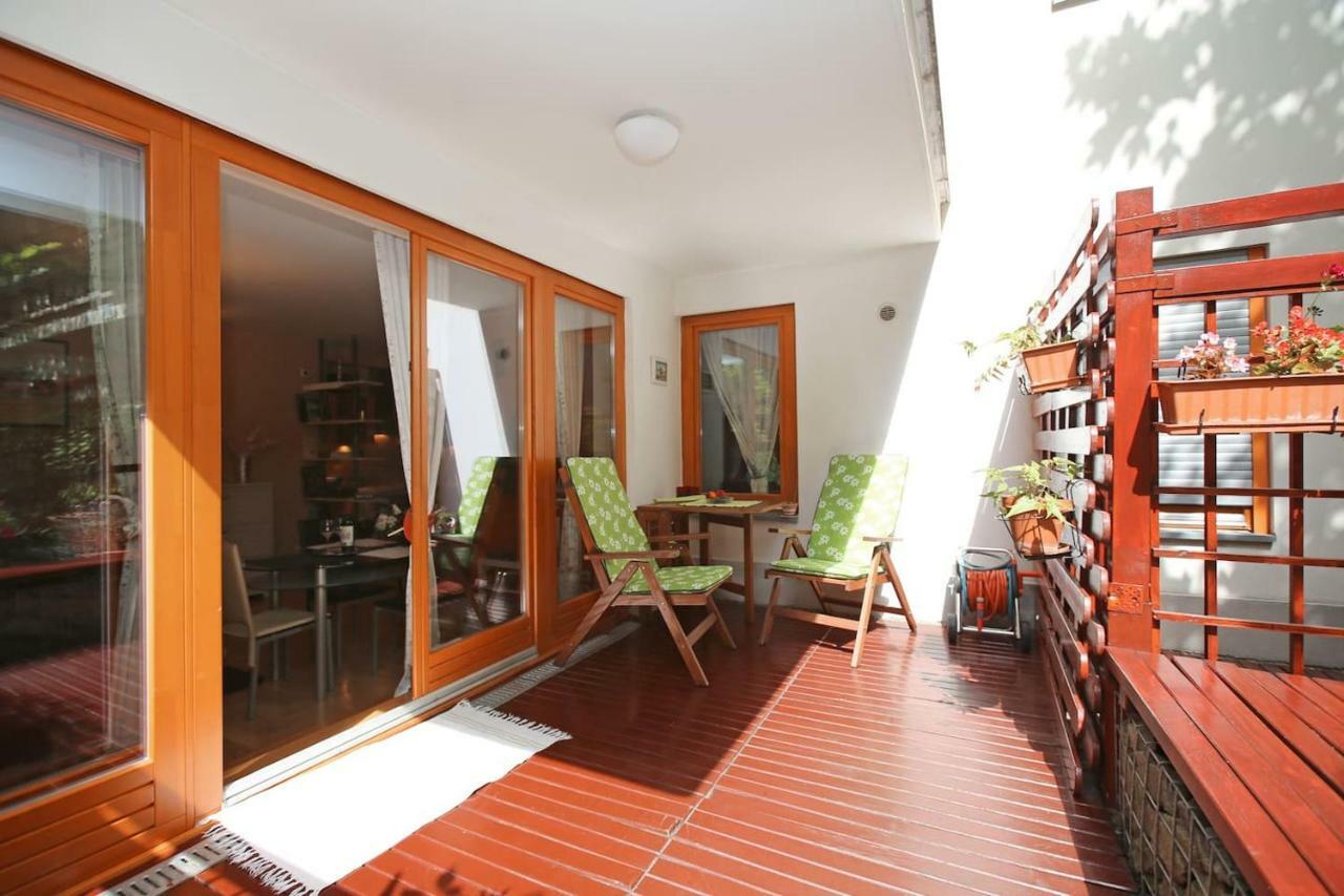 Downtown Garden Isle In Urban Style-Free Parking Apartment Budapest Ngoại thất bức ảnh